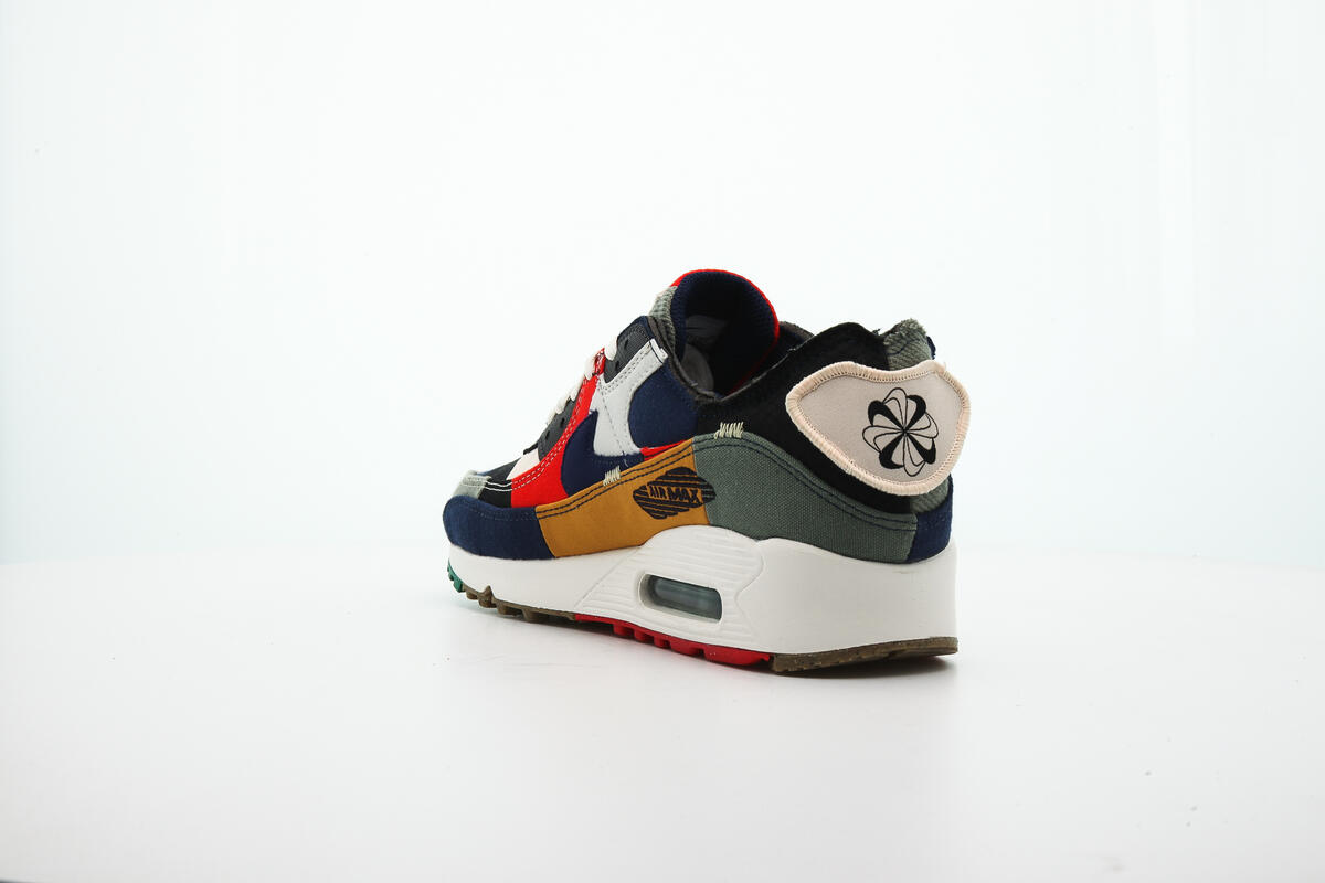 Nike Womens Air Max 90 QS Shoes 'College Navy' - Image 25