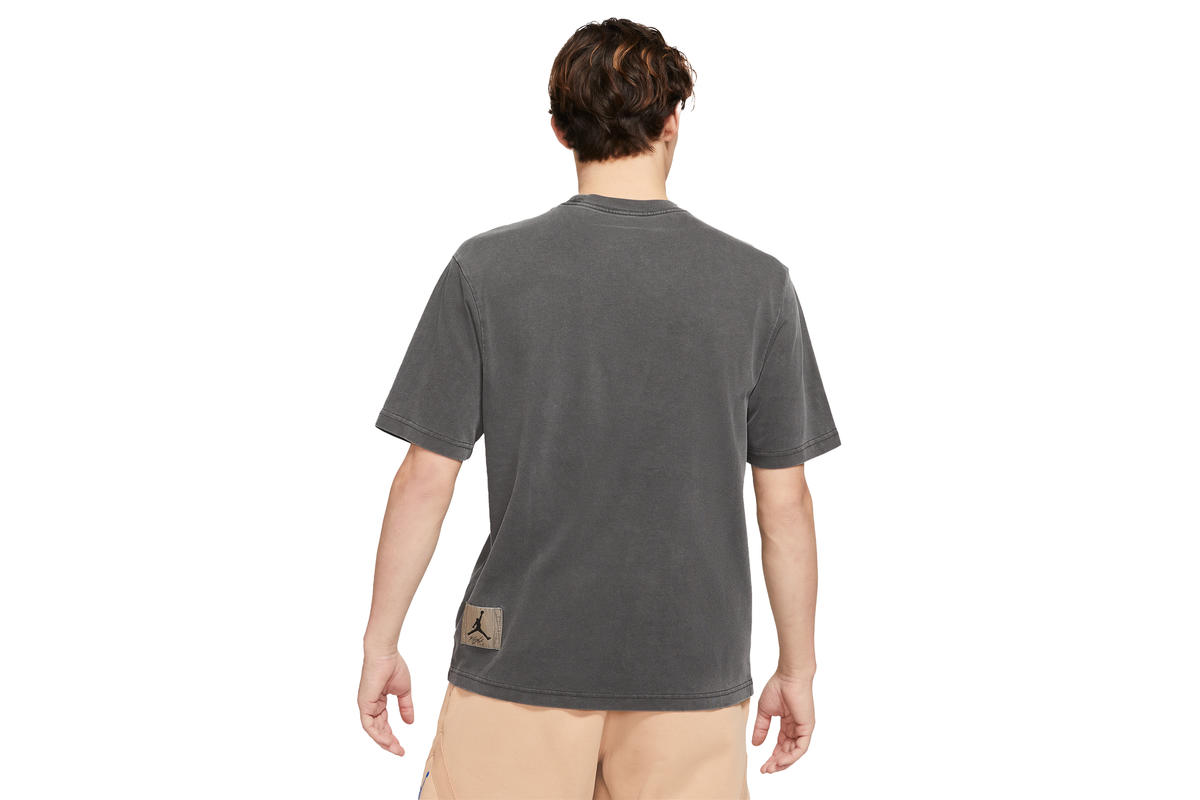 Air Jordan Flight Heritage 85 TEE - Image 3