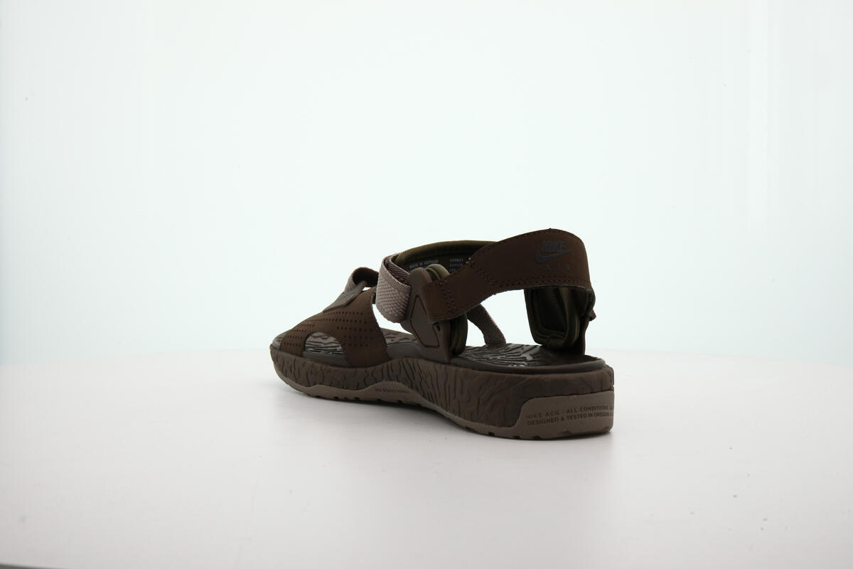 Nike ACG Air Deschutz + - Image 18