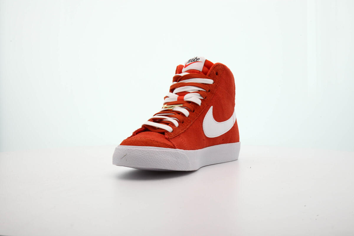 Nike Blazer Mid '77 Orange - Image 6