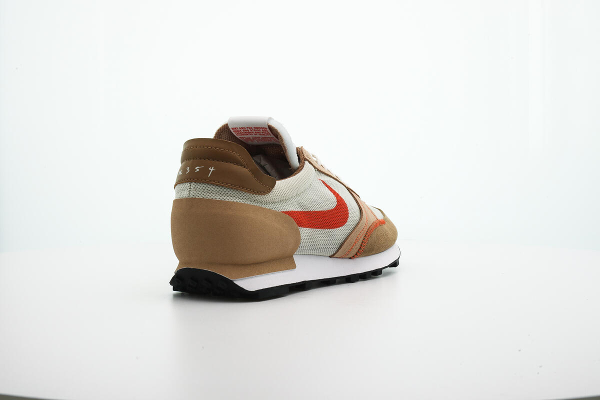 Nike Daybreak - Type Light Bone / Orange Hemp / Dark Driftwood - Image 17