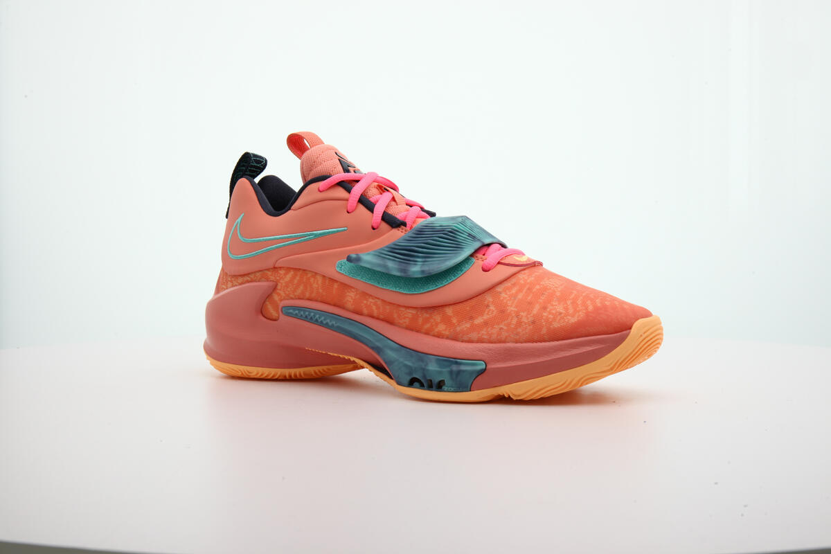 Nike Zoom Freak 3 Crimson Bliss - Image 3