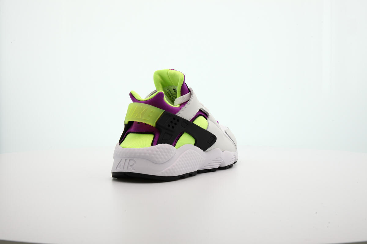 Nike Air Huarache Magenta (Women's) - Image 34