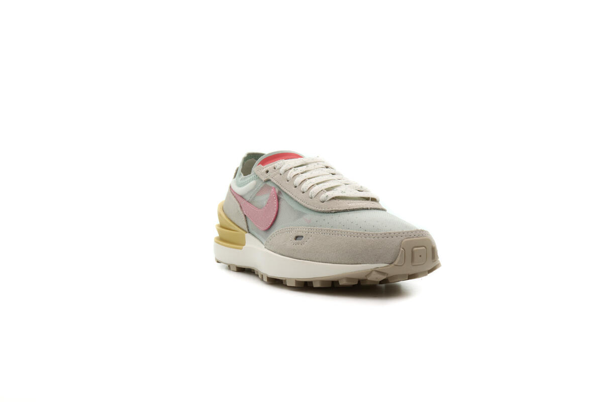 Nike WMNS Waffle One - Image 15