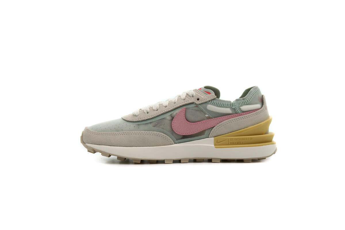 Nike WMNS Waffle One - Image 19