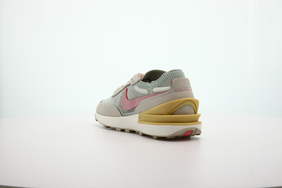 Nike WMNS Waffle One - Image 21