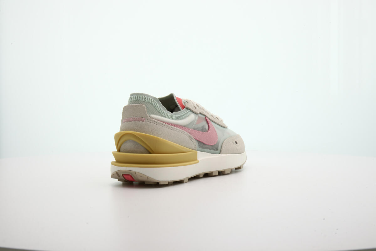 Nike WMNS Waffle One - Image 23