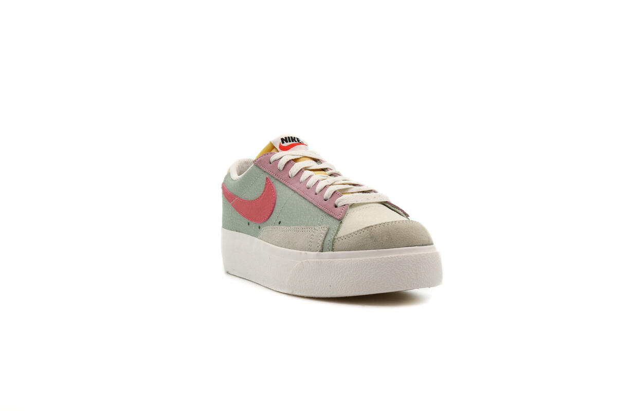 Nike Blazer Low Platform Wmns - Image 15
