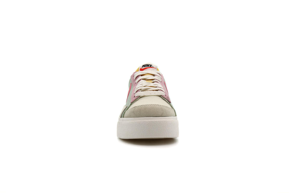 Nike Blazer Low Platform Wmns - Image 16