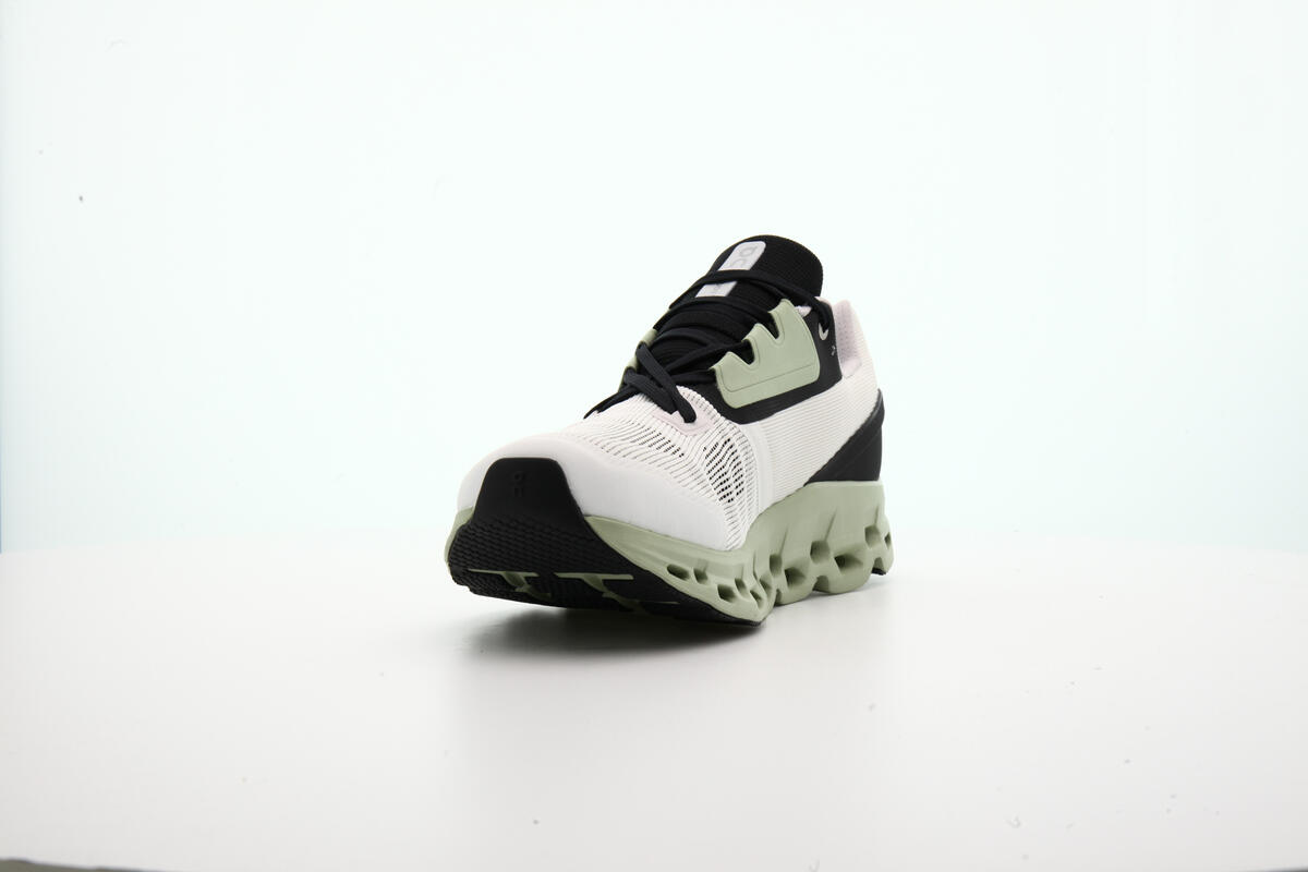 ON Running Cloudstratus - Image 6
