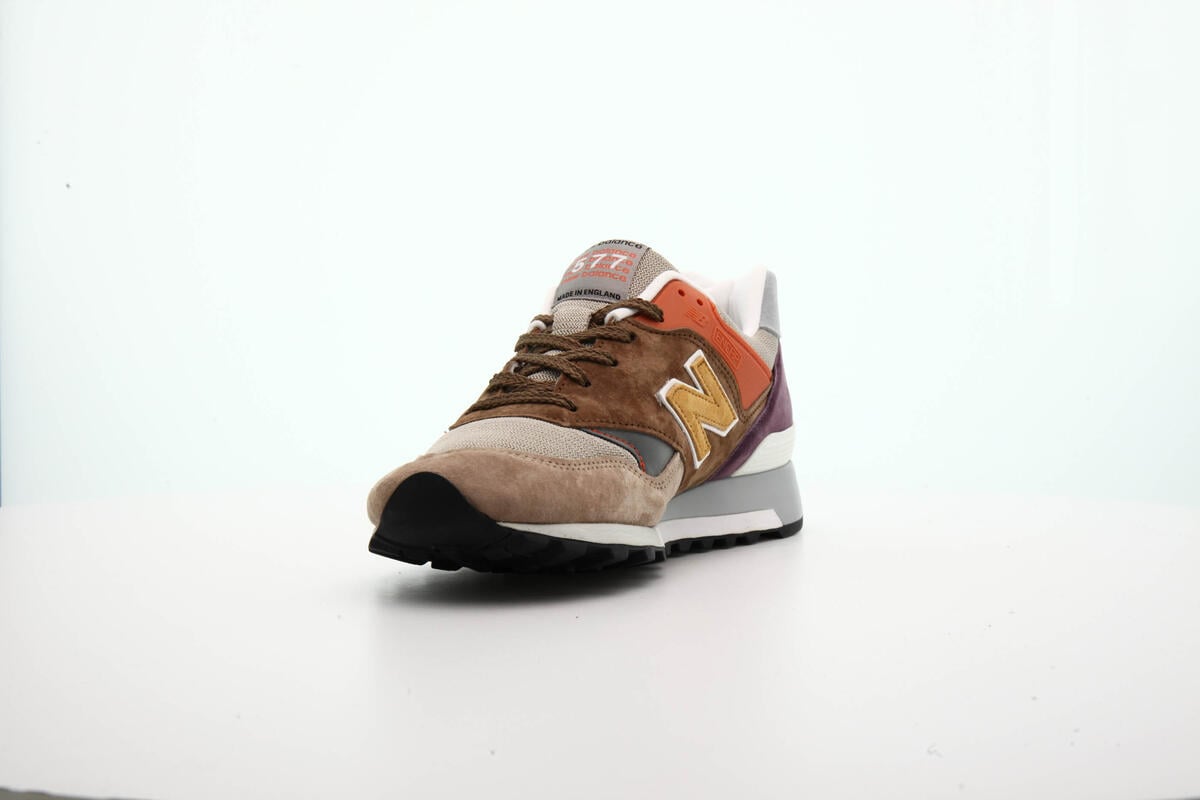 New Balance 577 - Image 15