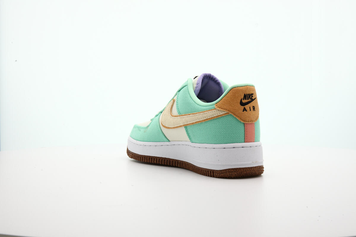 Nike Womens Air Force 1 '07 LX Shoes 'Green Glow' - Image 25