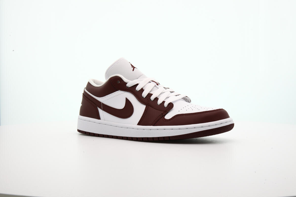 Air Jordan 1 Low 'Team Red' (Women's) - Image 3