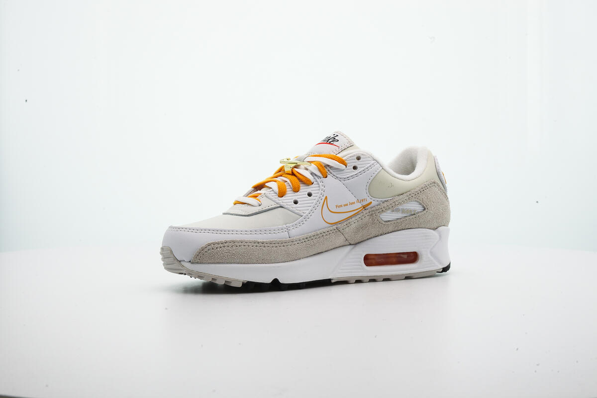 Nike WMNS AIR MAX 90 SE - Image 18