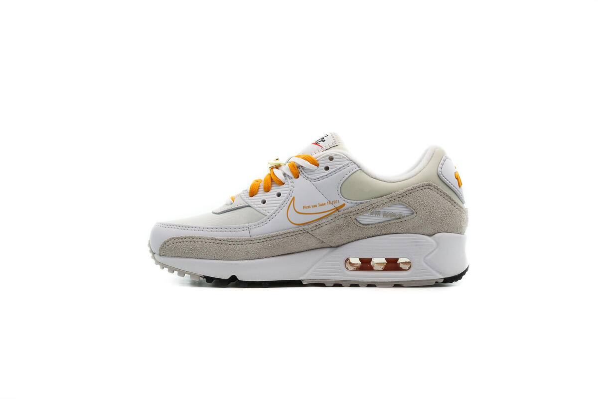 Nike WMNS AIR MAX 90 SE - Image 19