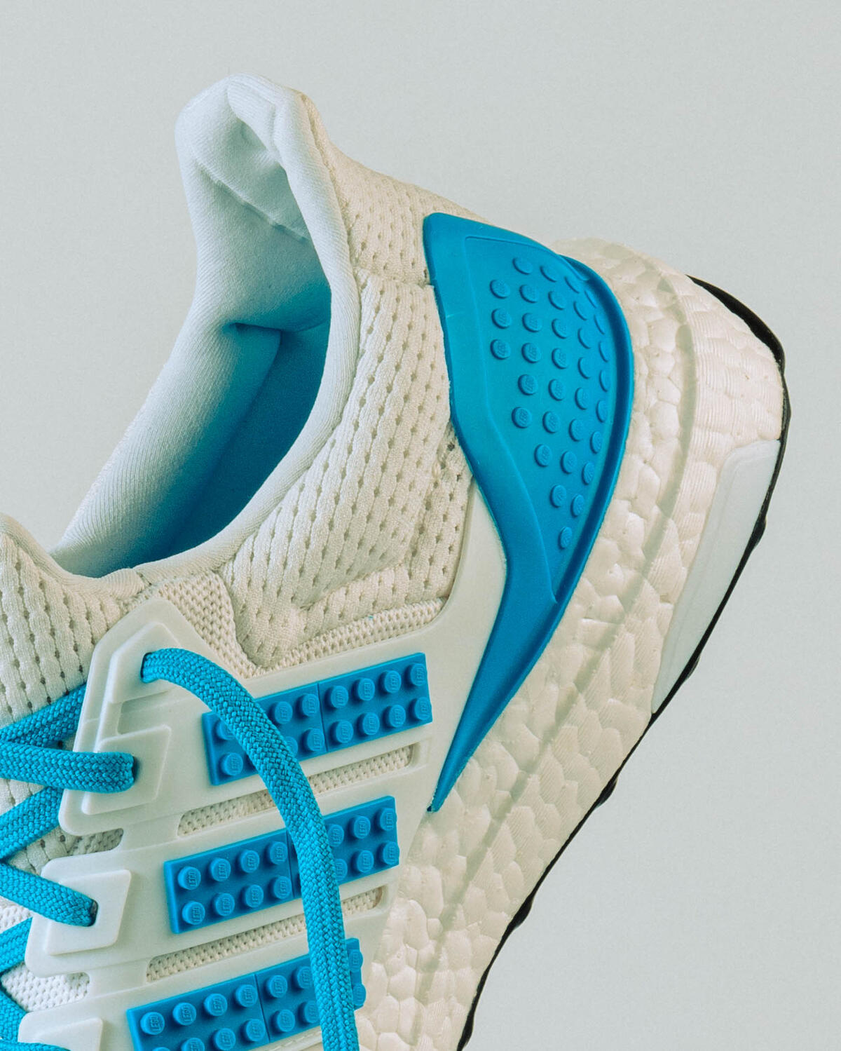 adidas Originals ZX 700 HD - Image 17