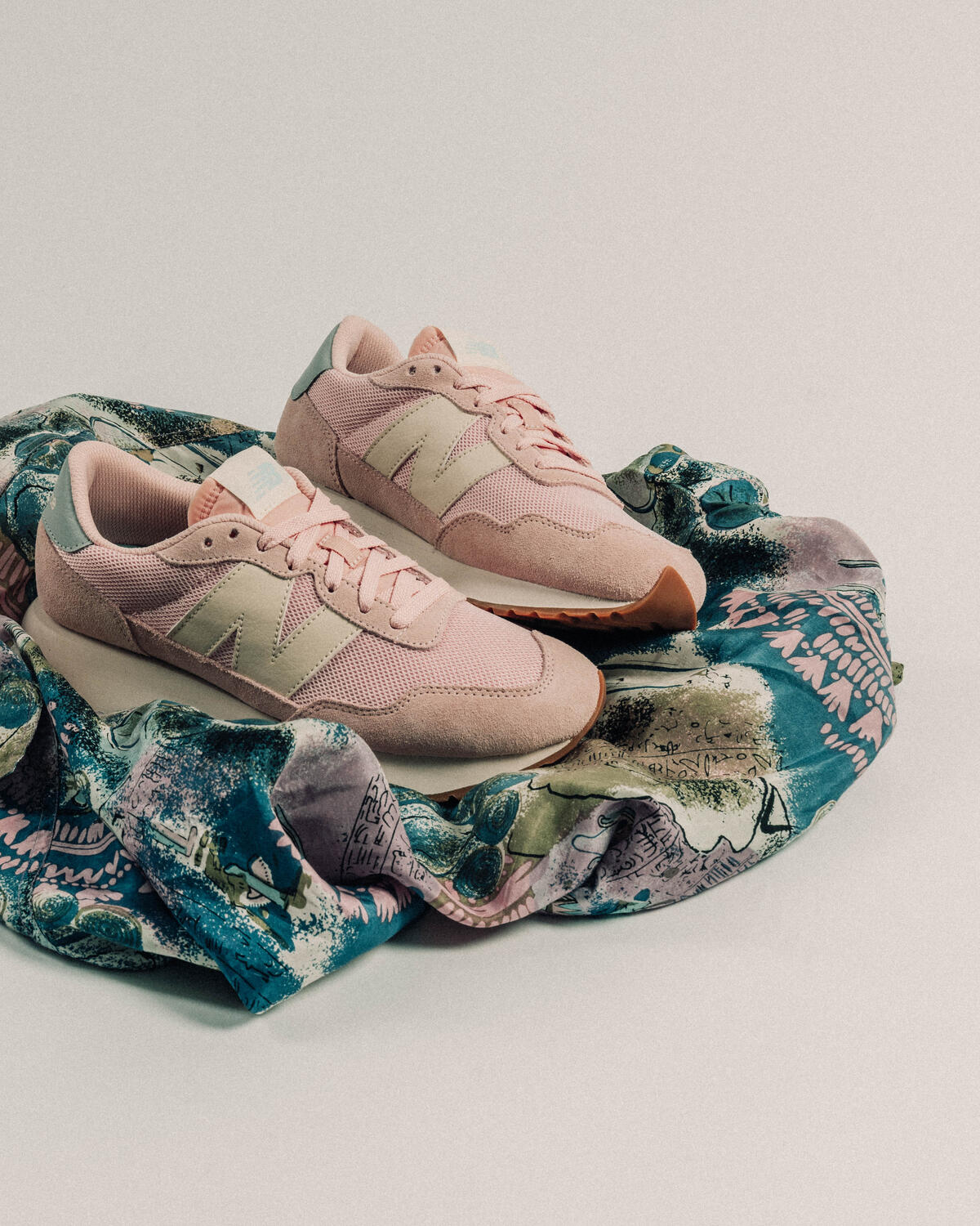 New Balance WS 237 HL1 - Image 14