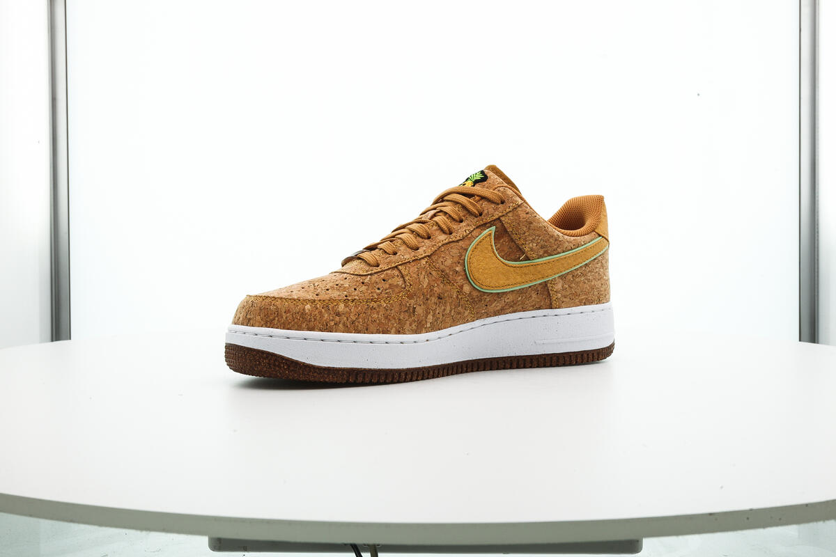 Nike Air Force 1 Premium - Image 24