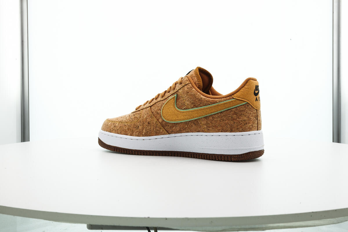 Nike Air Force 1 Premium - Image 26