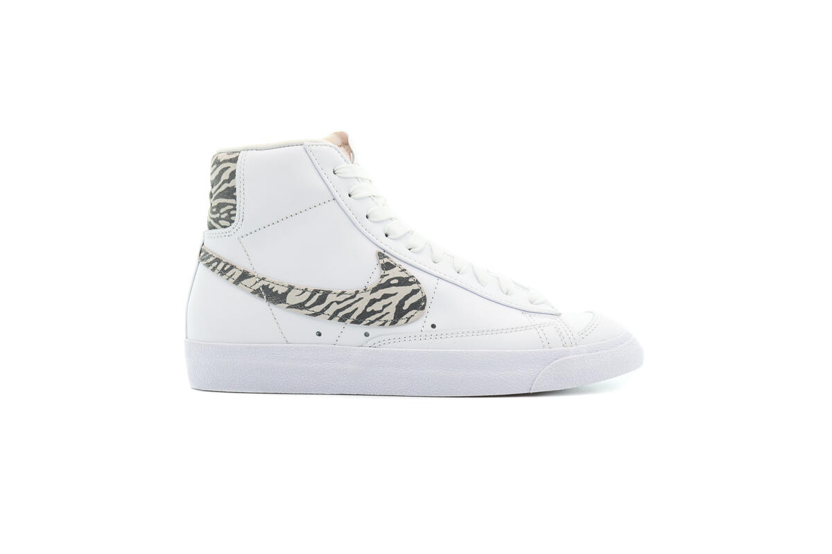 Nike Blazer Mid '77 SE (Women's) - Image 18