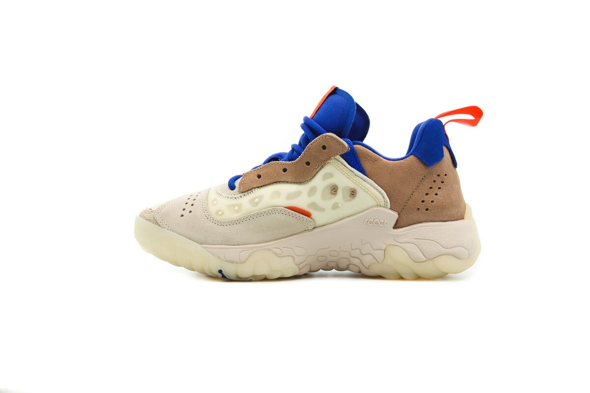 Jordan WMNS Delta 2 Coconut Milk/Hyper Royal-Hemp - Image 18