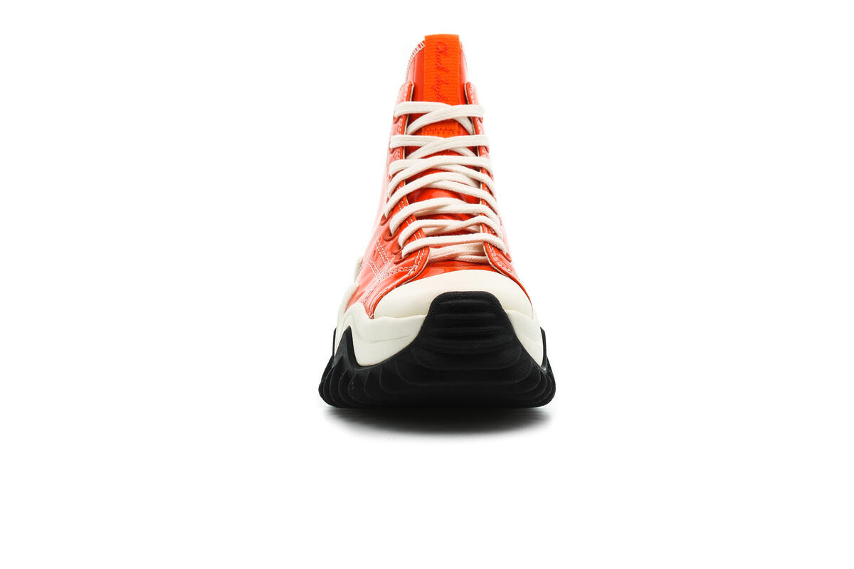 Converse Run Star Motion Hi in Bold Mandarin / Black - Image 10