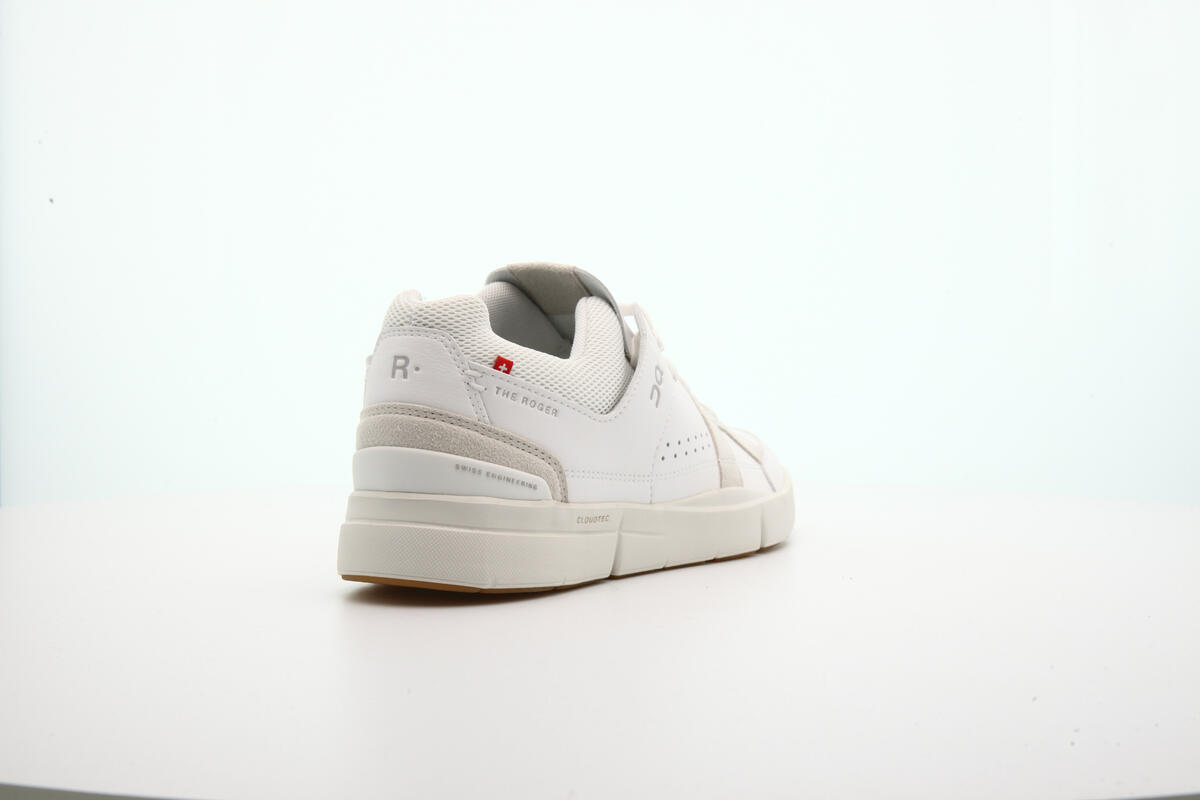 ON Running The Roger Clubhouse Sand - Image 12