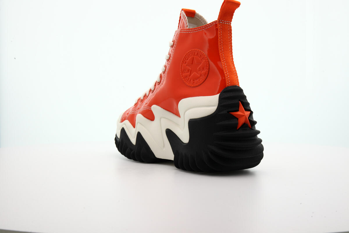 Converse Run Star Motion Hi in Bold Mandarin / Black - Image 15