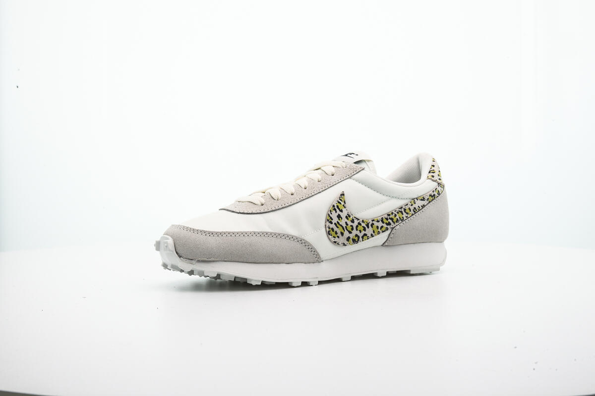 Nike Day Break SE Sail/Lemon Twist (Women's) - Image 7