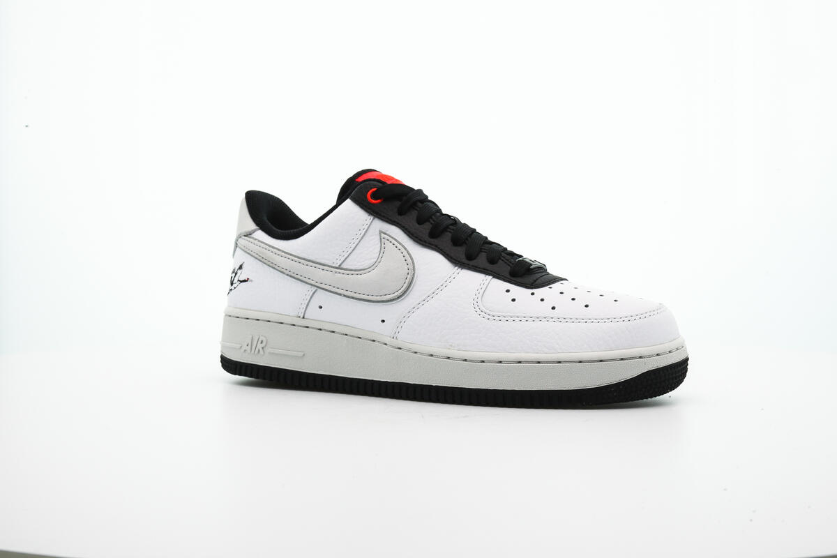 Nike Air Force 1 Low White / Black / Red - Image 13