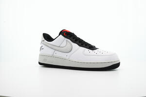 Nike AIR FORCE 1 '07 LX
