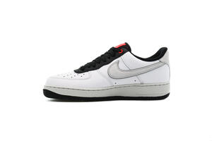 Nike AIR FORCE 1 '07 LX