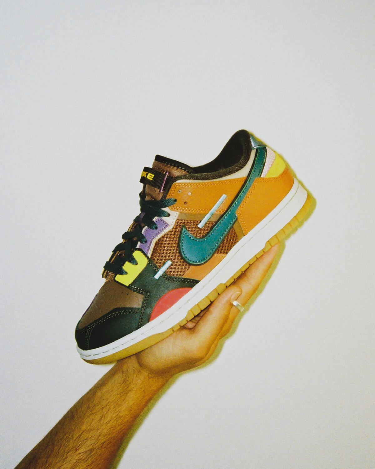 Size 9.5 - Nike Dunk Low Scrap - DB0500-200 BS795 DB0500-200 Nike Dunk Low Scrap Archeo Brown Mosaic Bicoastal  main image 3
