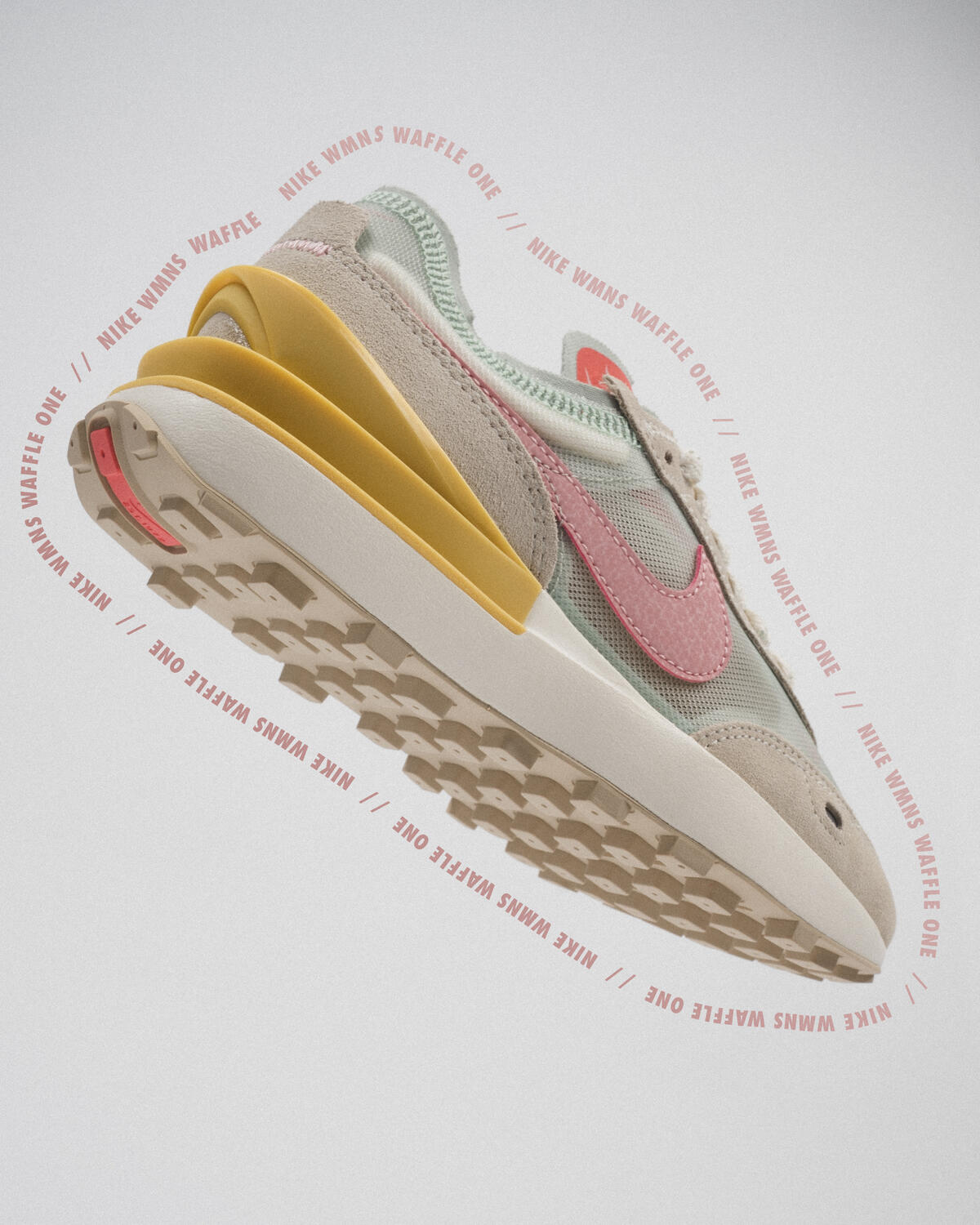 Nike WMNS Waffle One - Image 25