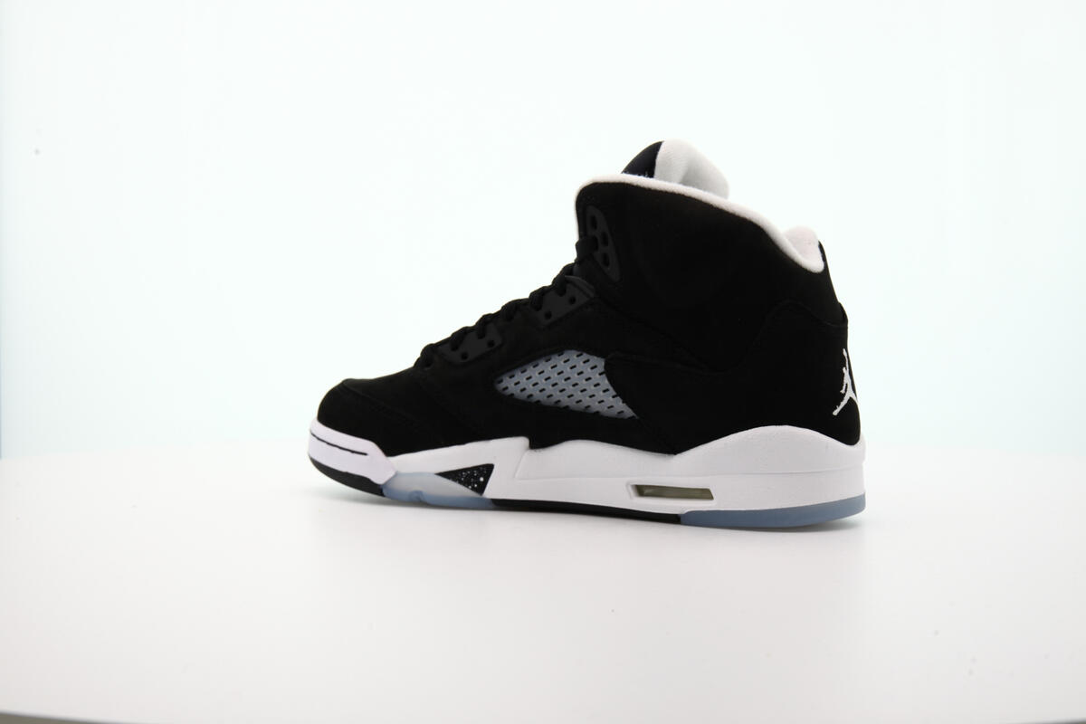 Air Jordan 5 Retro 'Black/Cool Grey-White' (GS) - Image 26