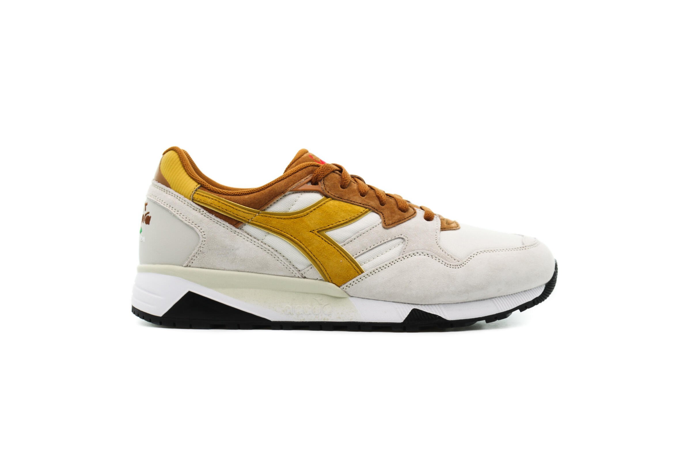 Diadora N9002 OVERLAND