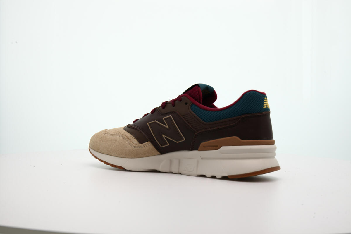 New Balance CM 997 HWE - Image 9