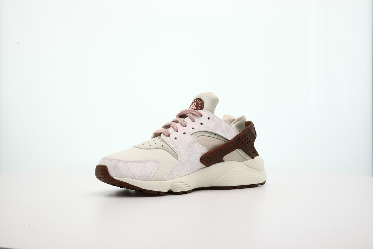 Nike Air Huarache (Women's) - Image 18