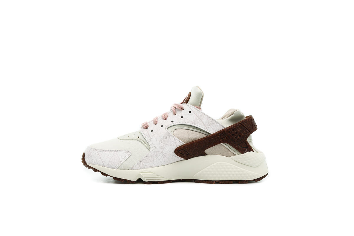 Nike Air Huarache (Women's) - Image 19
