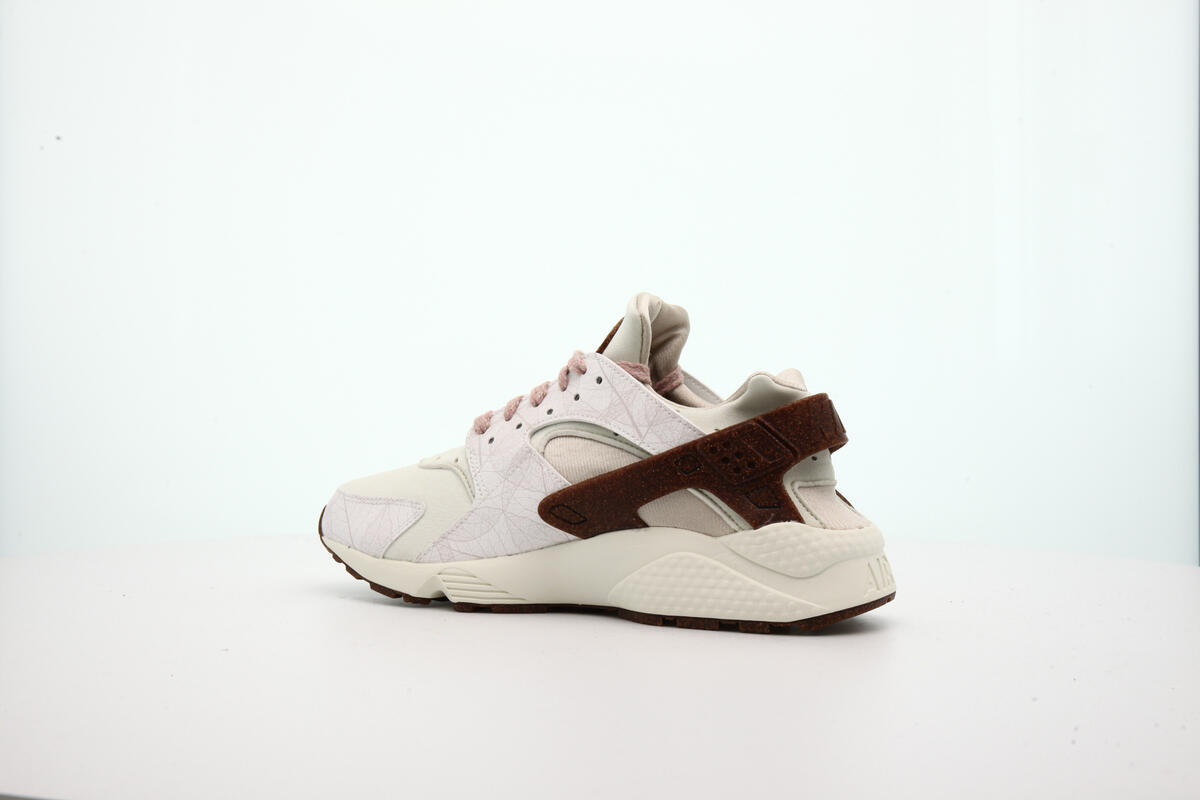 Nike Air Huarache (Women's) - Image 20