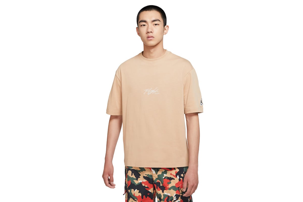 Jordan Flight Essentials S/S Graphic Tee Hemp / Sail