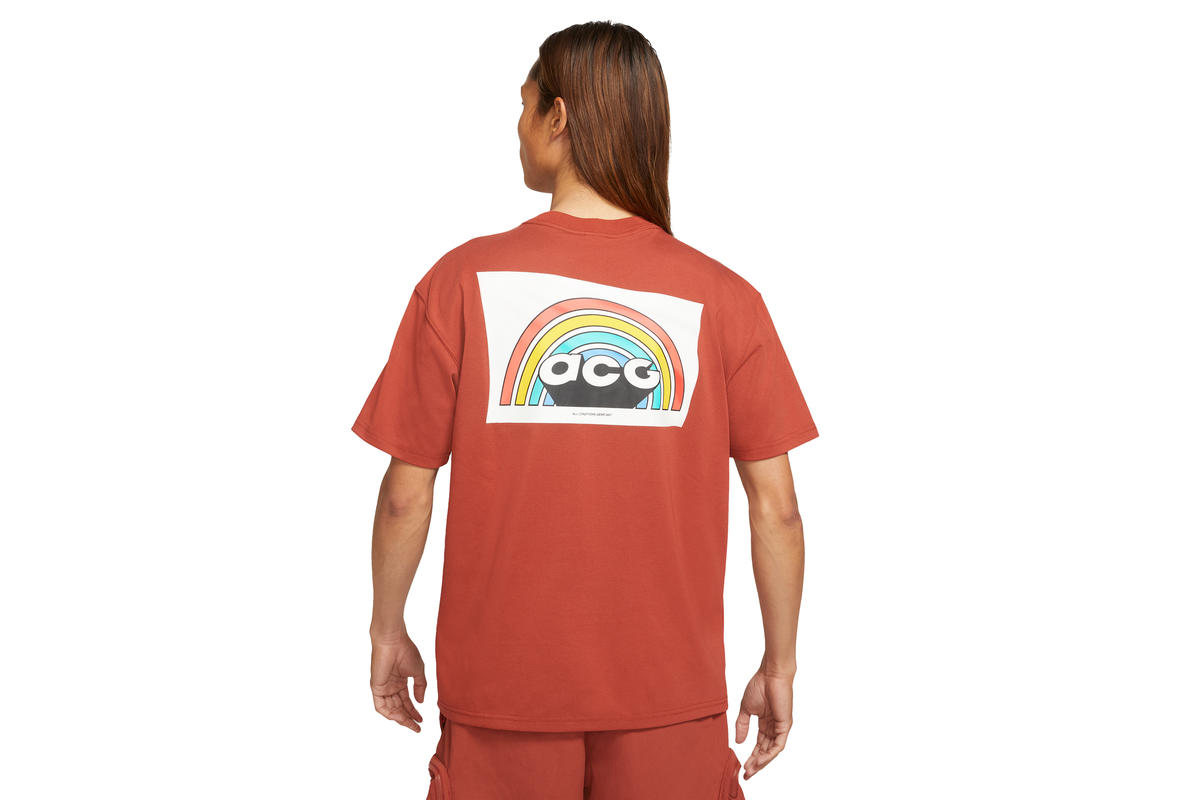 Nike ACG FLAG T-Shirt - Image 3