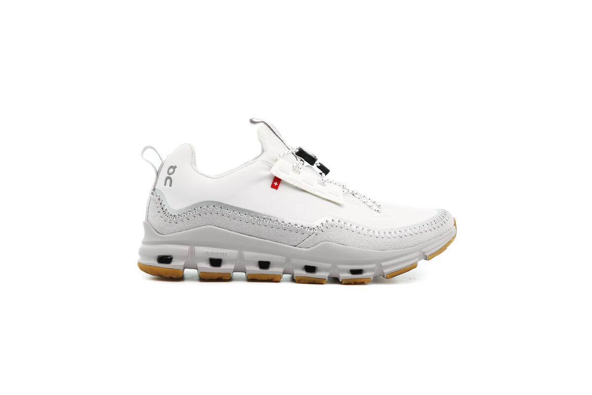 ON Running Cloudaway Kanazawa (Women's) - Image 2