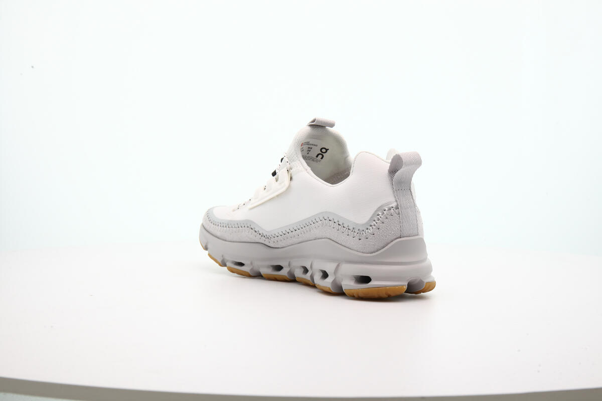 ON Running Cloudaway Kanazawa (Women's) - Image 10