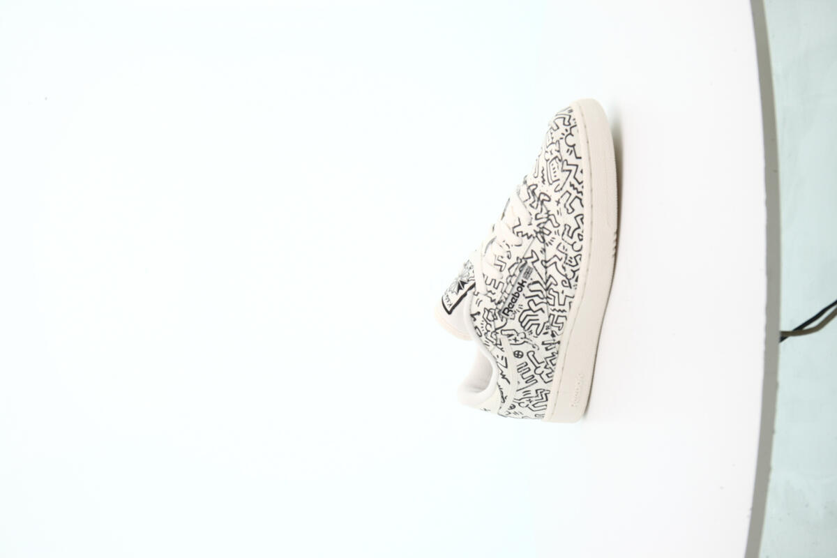 Reebok x Keith Haring CLUB C - Chalk / Pure Grey 8 - Image 9