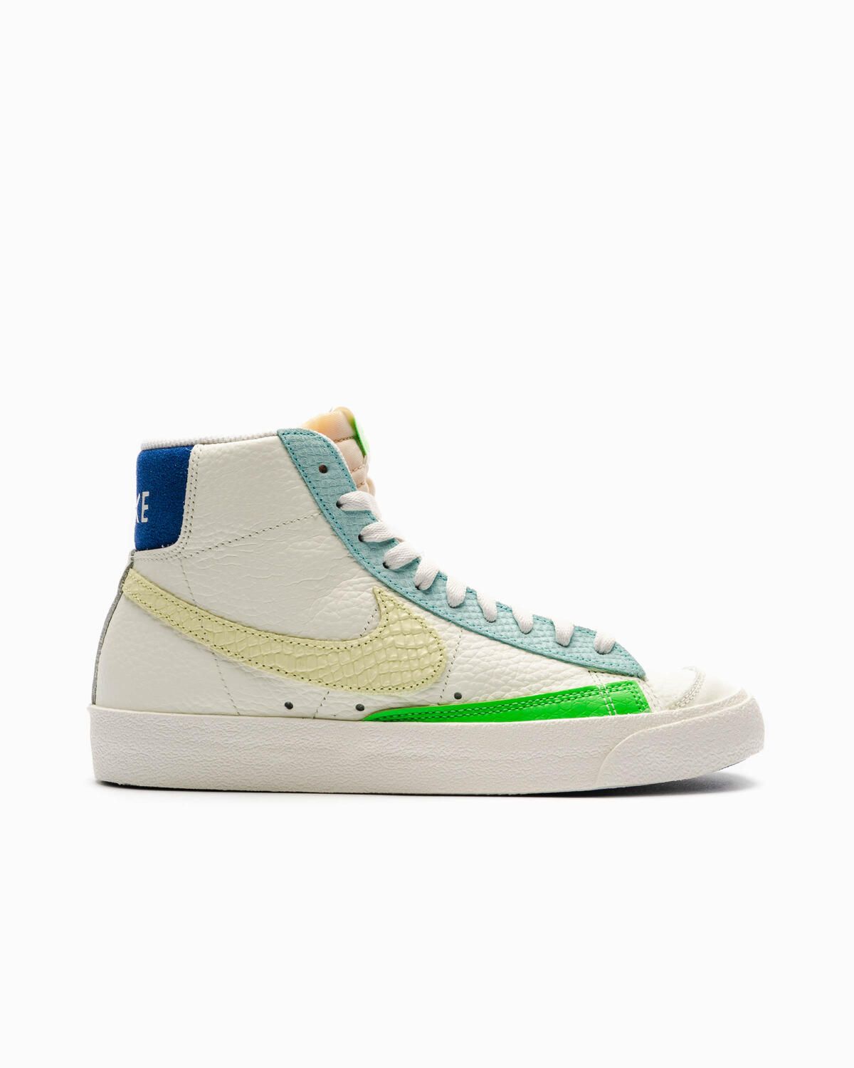 Nike Blazer Mid '77 (Women's) - Image 2