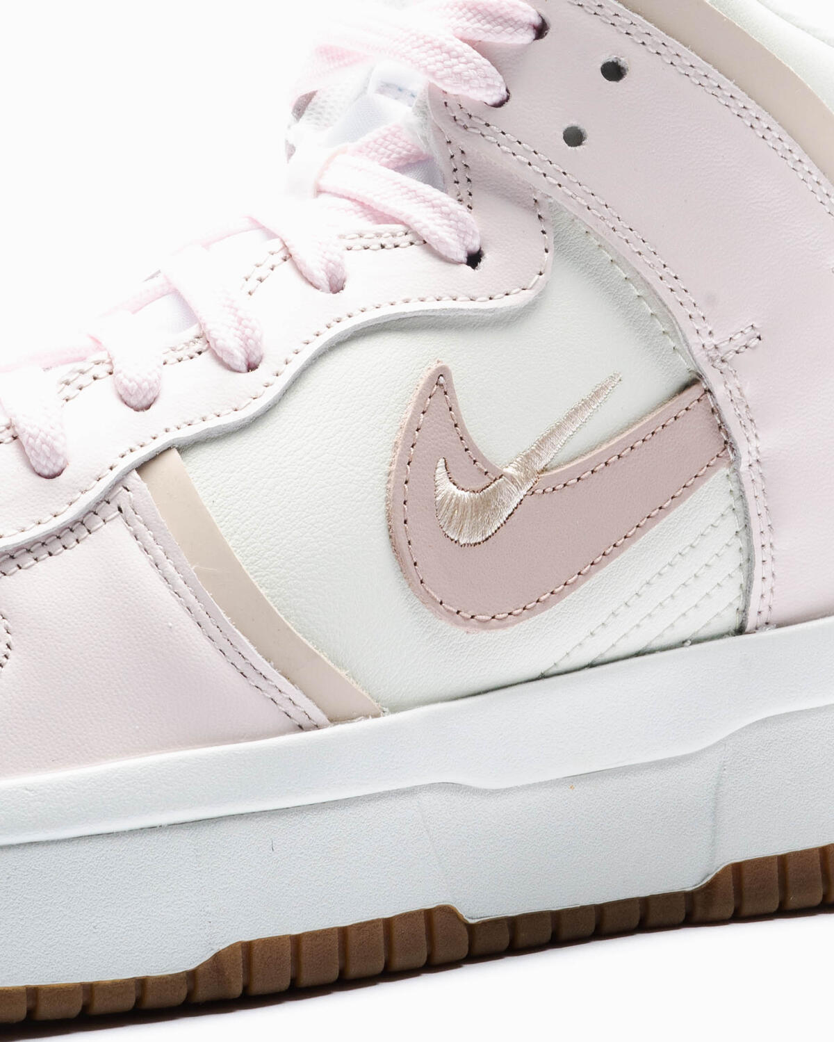 Nike WMNS DUNK HIGH REBEL