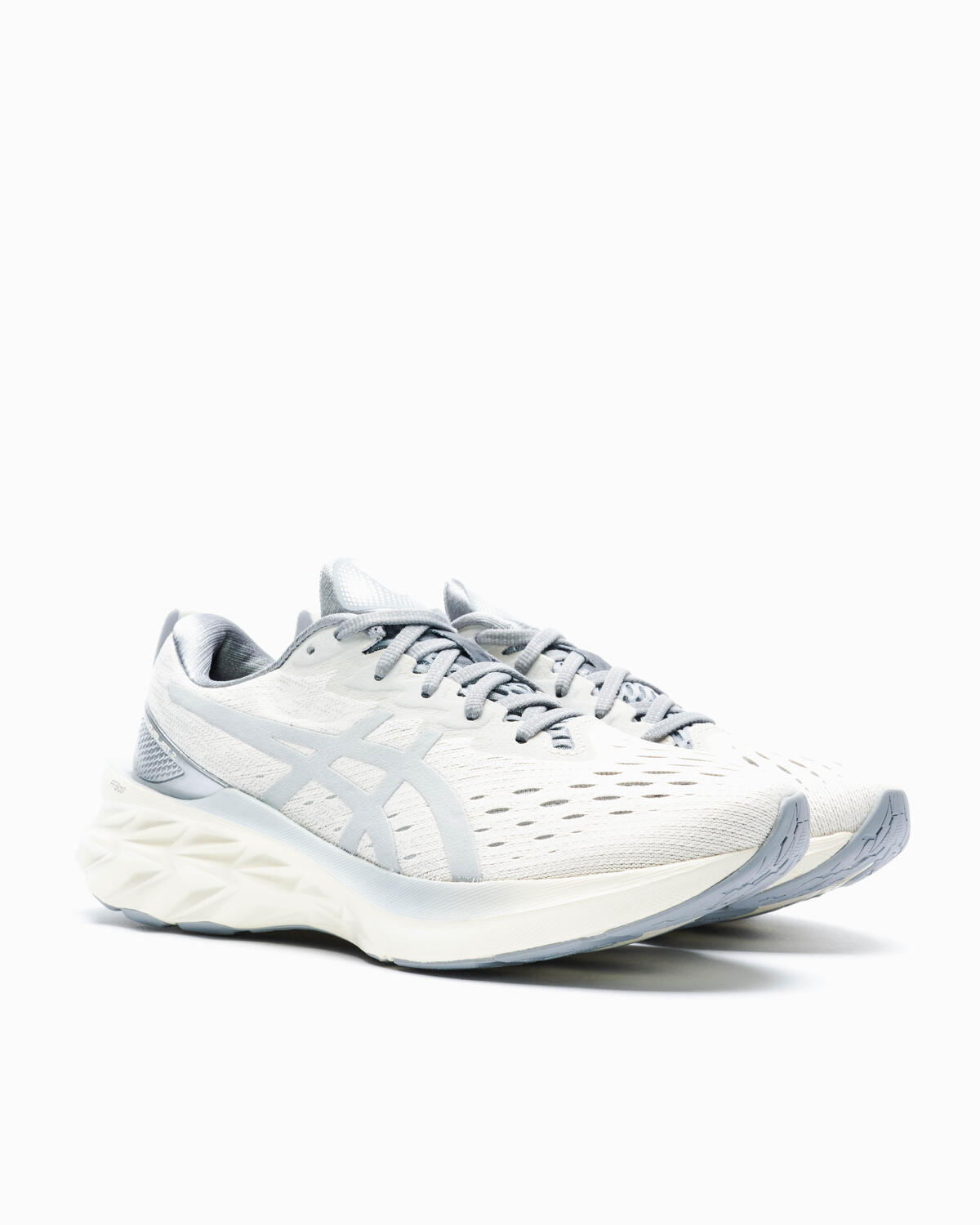 Asics Novablast 2 - Image 3