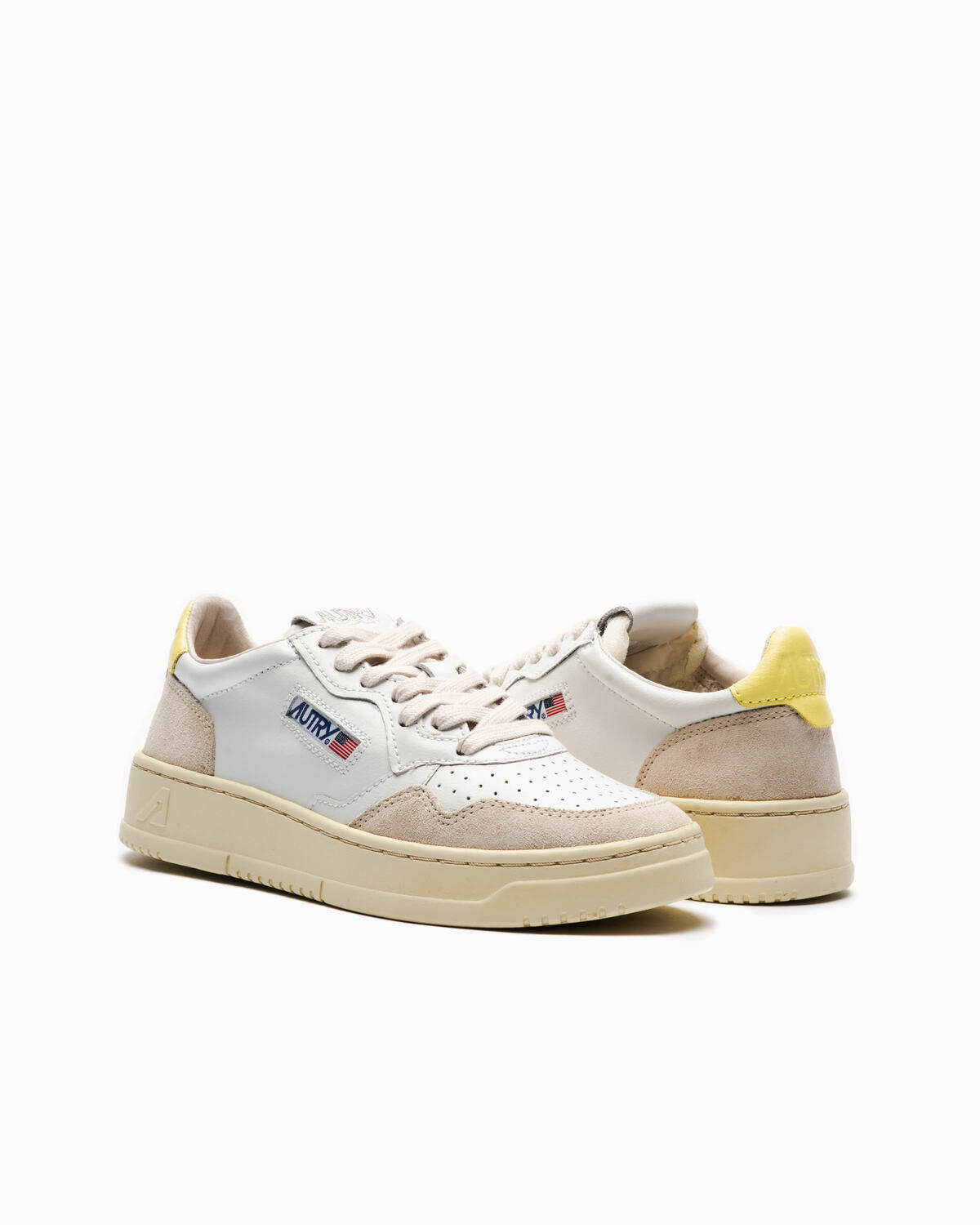 Autry Medalist Low Man Leat/Suede Wht/Forget (Women's) - Image 5