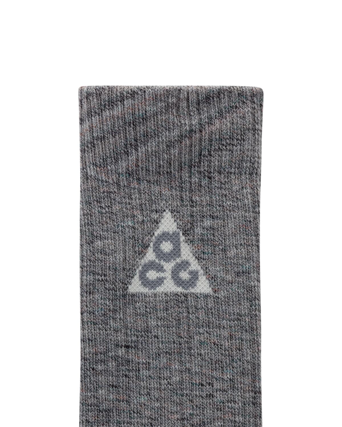 Nike ACG Kelley Ridge 2.0 Socks Cool Grey / Light Bone - Image 9